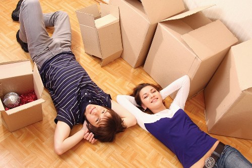 Truck hire for office and furniture transport in Bankside