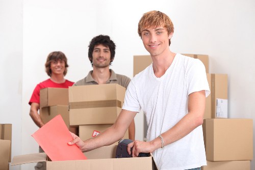 Local removals support for homes and offices in Bankside